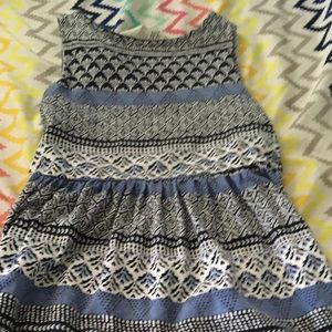 A pattered dress size 5 to 6 kids